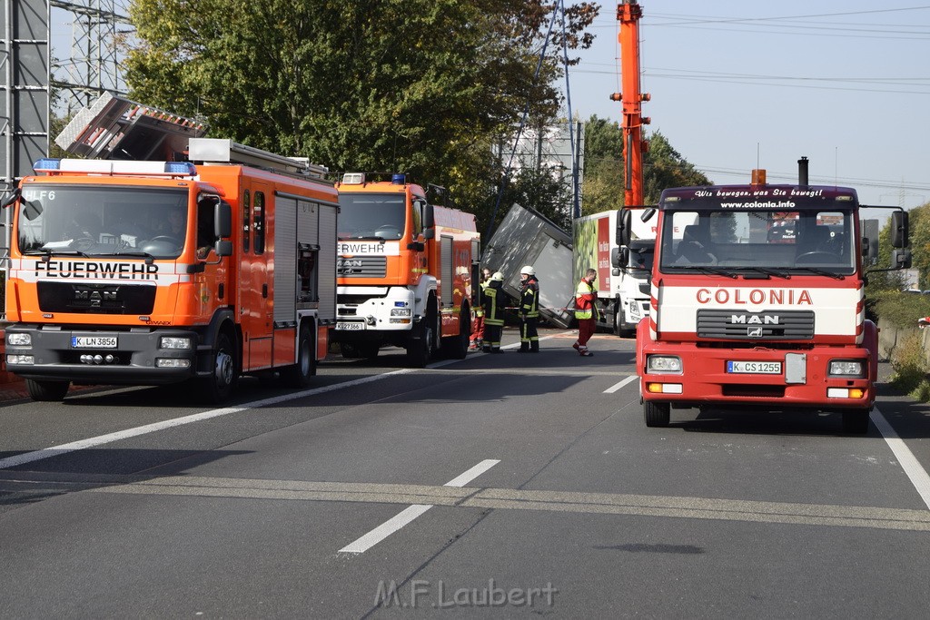 Schwerer VU PKlemm A 57 Rich Innenstadt Hoehe Koeln Chorweiler P256.JPG - Miklos Laubert